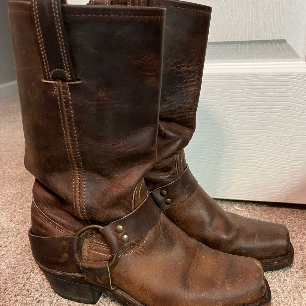 COPY - Frye harness boot size 7. The leather is perfectly lived in!